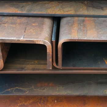 Стальной гнутый х/к швеллер 100х120х8 ст35 в наличии в Тюмени